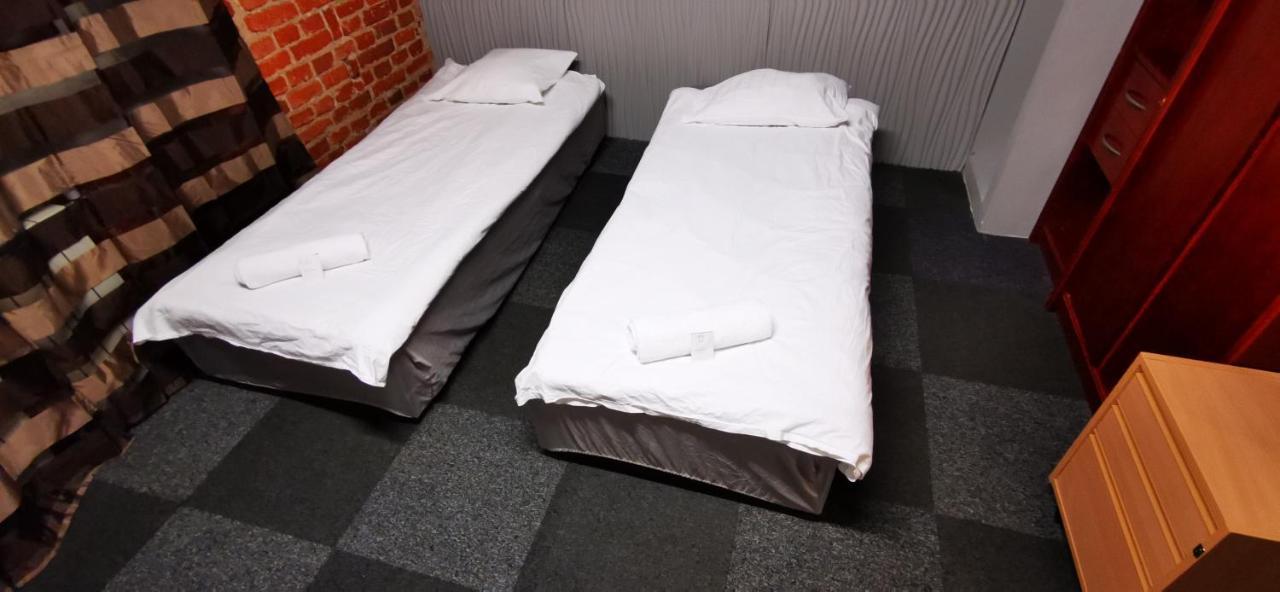Hostel Warszawa-Ursus Экстерьер фото