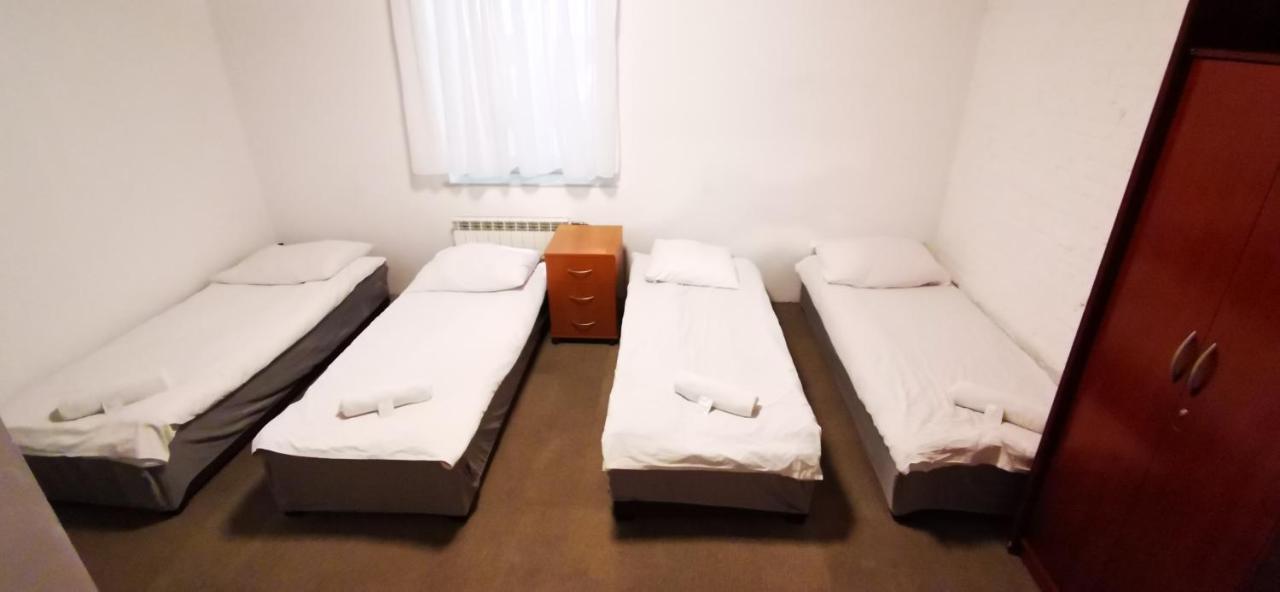 Hostel Warszawa-Ursus Экстерьер фото