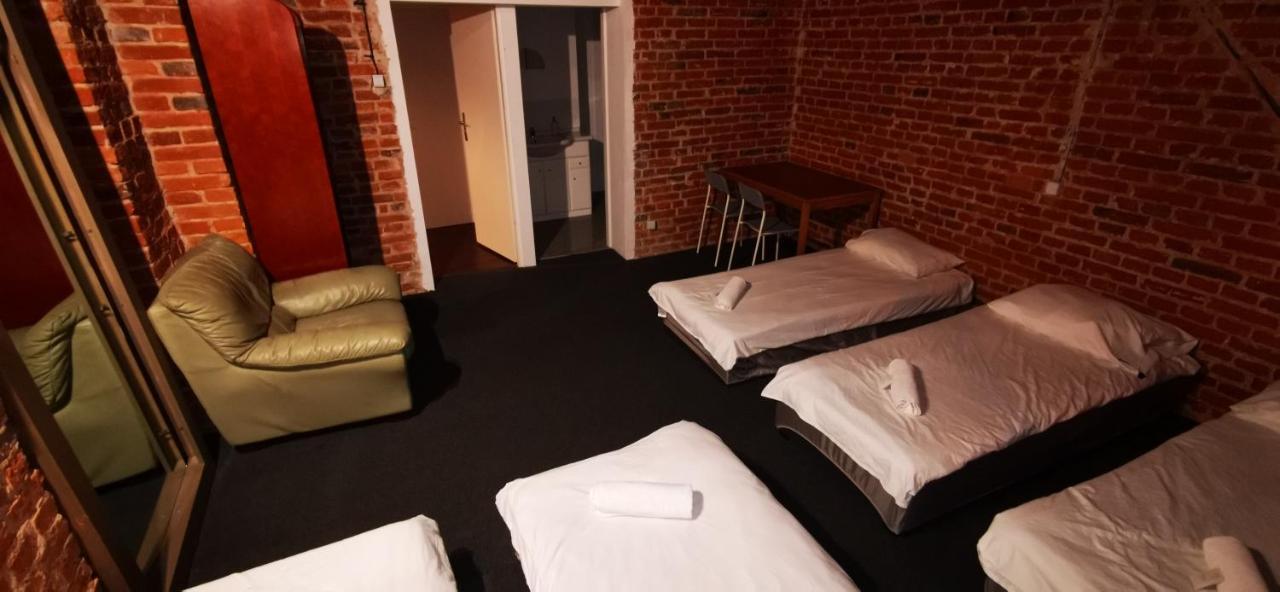 Hostel Warszawa-Ursus Экстерьер фото