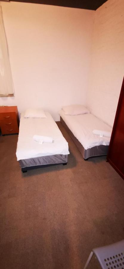 Hostel Warszawa-Ursus Экстерьер фото