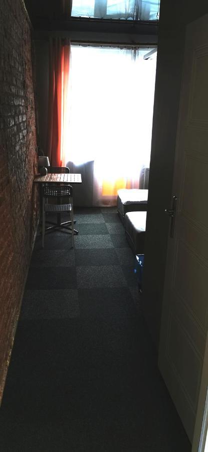 Hostel Warszawa-Ursus Экстерьер фото