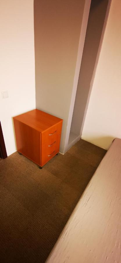 Hostel Warszawa-Ursus Экстерьер фото