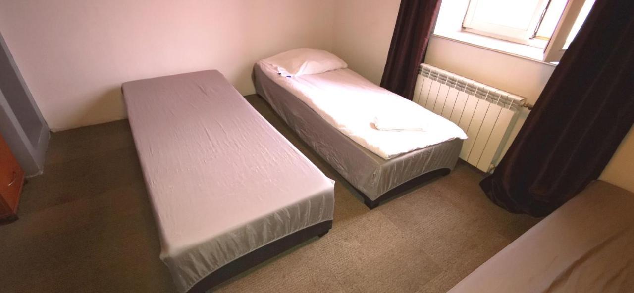 Hostel Warszawa-Ursus Экстерьер фото