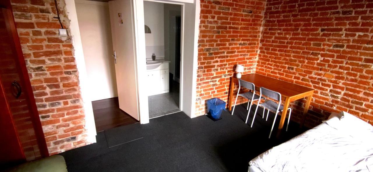 Hostel Warszawa-Ursus Экстерьер фото